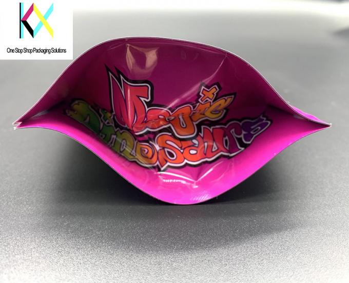 Desain Custom Cetak Foil Logam High Barrier Stand Up Zipper Bag Yummy Candy Snacks Packaging Bag 1